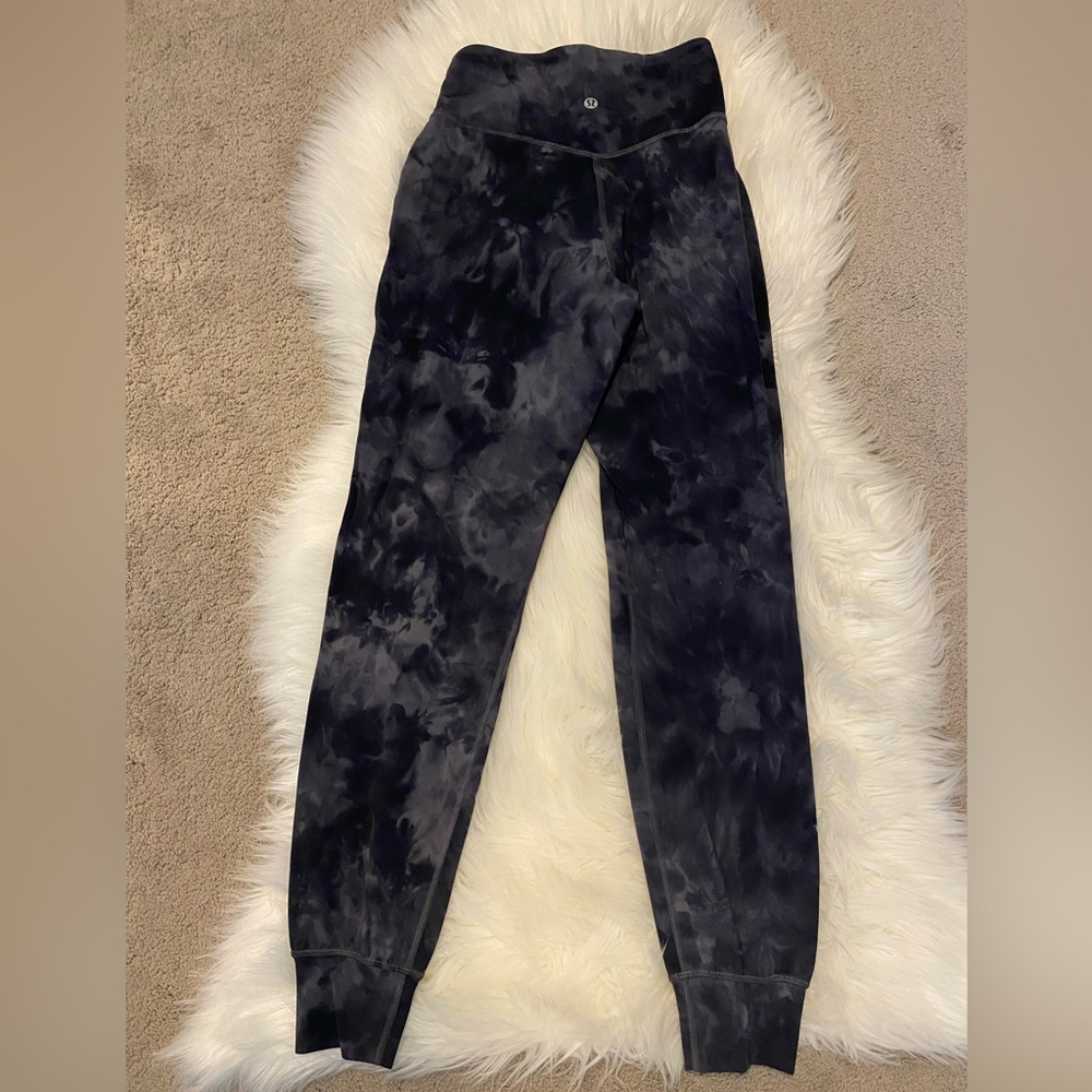 Align Jogger - Picture 3 of 4